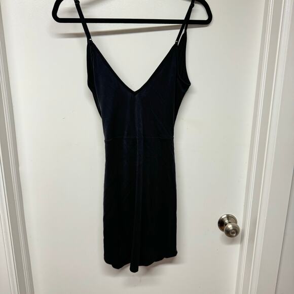 Tobi Black Slinky Mini Dress Sleeveless V Neck Sexy Wrap Knot Size Small - Picture 3 of 12